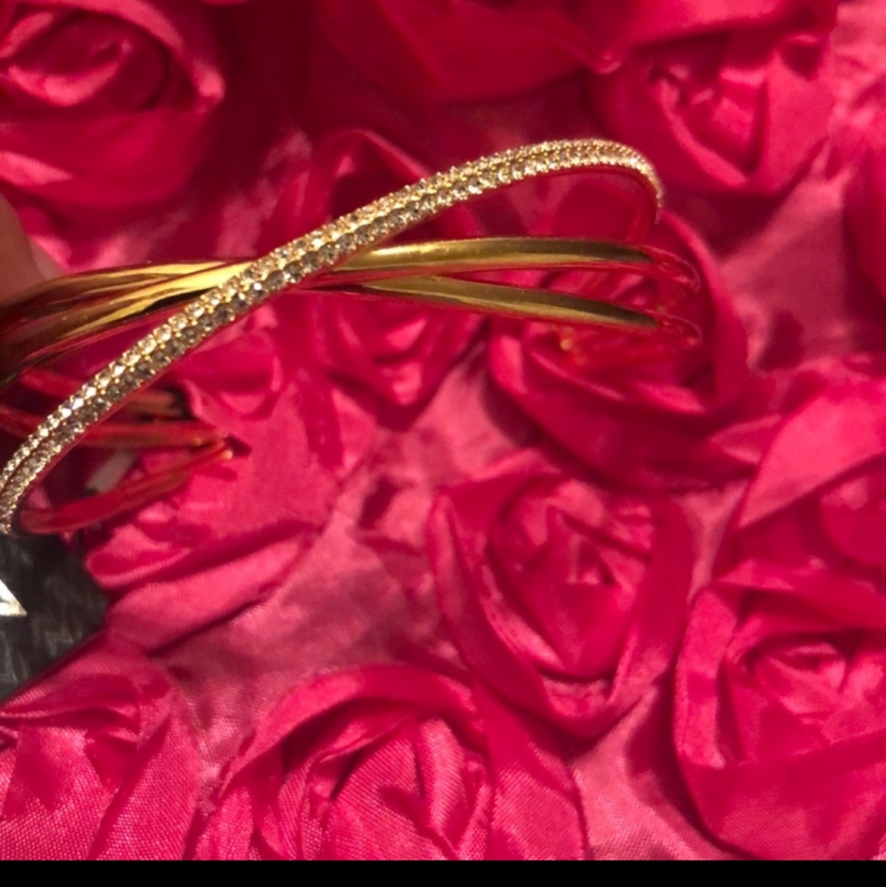 NADRI Trinity Cz Crossover Cuff Bracelet ❤️